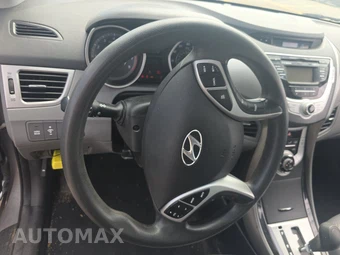 2012 Hyundai Elantra GLS Sedan – miniatura 10