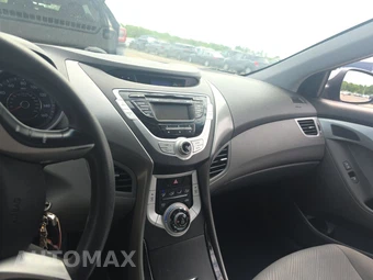 2012 Hyundai Elantra GLS Sedan – miniatura 11