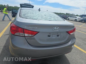 2012 Hyundai Elantra GLS Sedan – miniatura 5