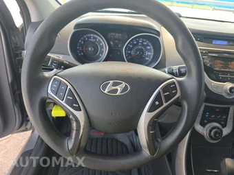 2012 Hyundai Elantra GLS Sedan – miniatura 10