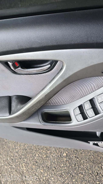 2012 Hyundai Elantra GLS Sedan – miniatura 21