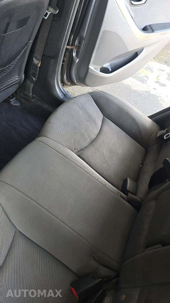2012 Hyundai Elantra GLS Sedan – miniatura 26