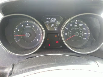 2012 Hyundai Elantra Limited Sedan - miniatura 17