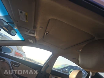 2012 Hyundai Elantra Limited Sedan - miniatura 17