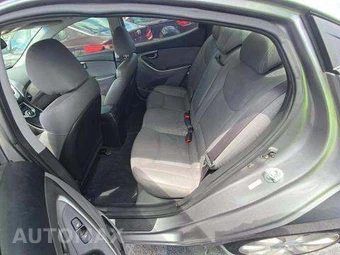 2012 Hyundai Elantra Limited Sedan – miniatura 13