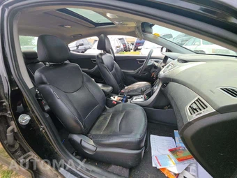 2012 Hyundai Elantra Limited Sedan – miniatura 18