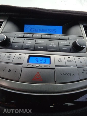 2012 Hyundai Genesis 3.8 Sedan – miniatura 11