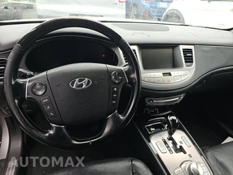 2012 Hyundai Genesis 4.6 Sedan – miniatura 11