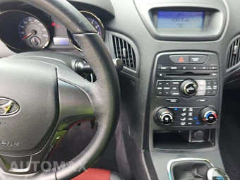 2012 Hyundai Genesis Coupe 3.8 R-Spec – miniatura 11