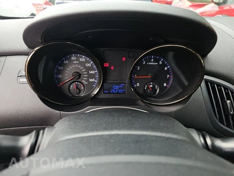 2012 Hyundai Genesis Coupe 3.8 R-Spec – miniatura 12