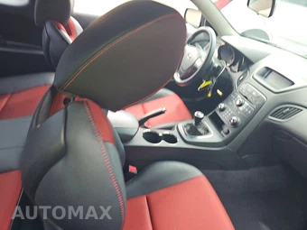 2012 Hyundai Genesis Coupe 3.8 R-Spec – miniatura 8