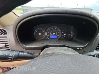 2012 Hyundai Santa Fe GLS - miniatura 9