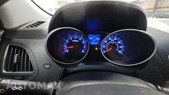 2012 Hyundai Tucson GL – miniatura 28