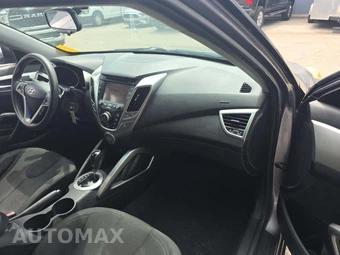 2012 Hyundai Veloster w/Black Interior – miniatura 19