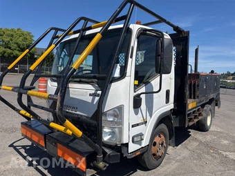2012 Isuzu NPR