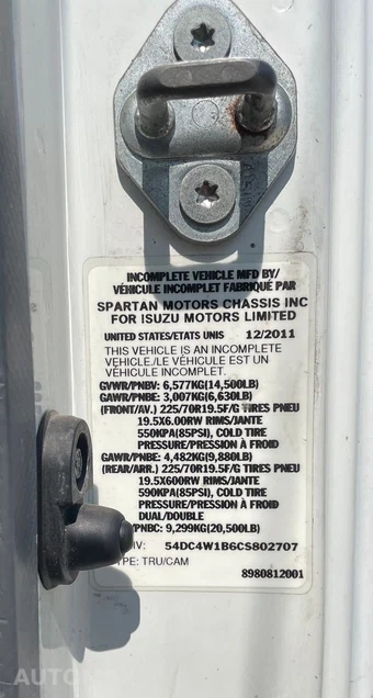 2012 Isuzu NPR HD Base Low Tilt – miniatura 14
