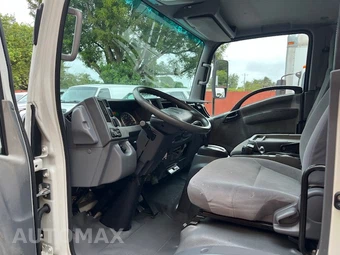2012 Isuzu Pickup Base – miniatura 7