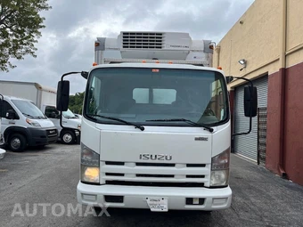 2012 Isuzu Pickup Base – miniatura 9