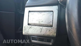 2012 Jaguar XF Portfolio – miniatura 26
