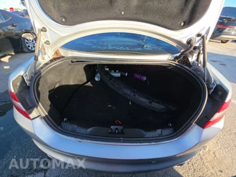 2012 Jaguar XF – miniatura 16