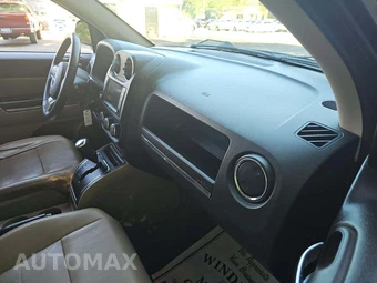 2012 Jeep Compass Limited – miniatura 16