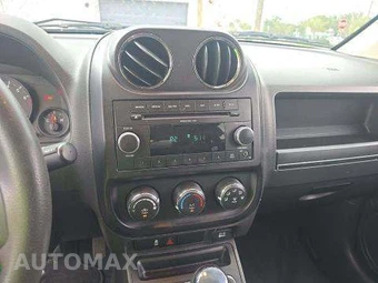 2012 Jeep Compass Sport – miniatura 10