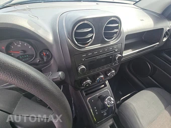 2012 Jeep Compass Sport – miniatura 11