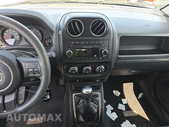 2012 Jeep Compass Sport – miniatura 11