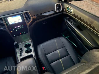 2012 Jeep Grand Cherokee Altitude Edition - miniatura 17