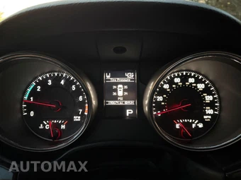 2012 Jeep Grand Cherokee Altitude Edition - miniatura 26