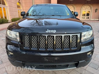 2012 Jeep Grand Cherokee Altitude Edition - miniatura 3