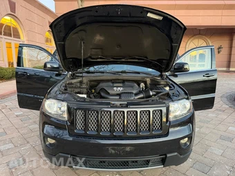 2012 Jeep Grand Cherokee Altitude Edition - miniatura 9