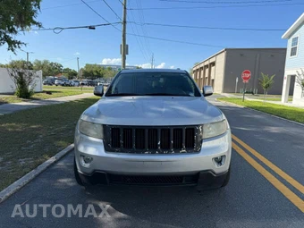 2012 Jeep Grand Cherokee Laredo – miniatura 2