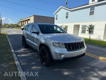 2012 Jeep Grand Cherokee Laredo – miniatura 3