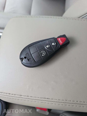 2012 Jeep Grand Cherokee Laredo - miniatura 5