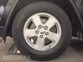 2012 Jeep Grand Cherokee Laredo – miniatura 9