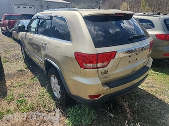 2012 Jeep Grand Cherokee Laredo – miniatura 6