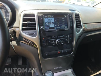 2012 Jeep Grand Cherokee Laredo - miniatura 11
