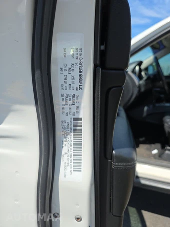 2012 Jeep Grand Cherokee Laredo - miniatura 14