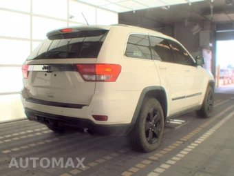 2012 Jeep Grand Cherokee Laredo - miniatura 4