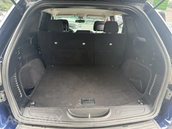 2012 Jeep Grand Cherokee Laredo - miniatura 11