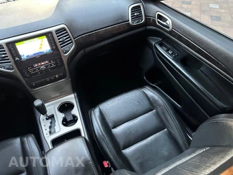 2012 Jeep Grand Cherokee Laredo - miniatura 11