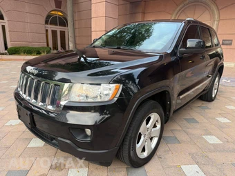 2012 Jeep Grand Cherokee Laredo - miniatura 2