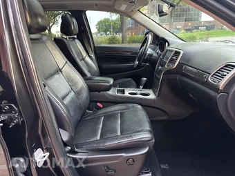 2012 Jeep Grand Cherokee Laredo - miniatura 22