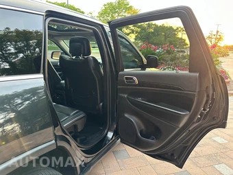 2012 Jeep Grand Cherokee Laredo - miniatura 27