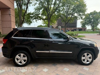 2012 Jeep Grand Cherokee Laredo - miniatura 6