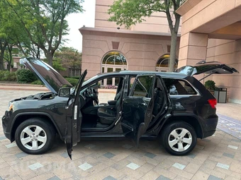 2012 Jeep Grand Cherokee Laredo - miniatura 69
