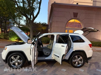 2012 Jeep Grand Cherokee Limited - miniatura 26