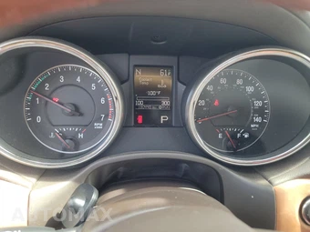 2012 Jeep Grand Cherokee Overland – miniatura 12
