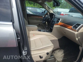 2012 Jeep Grand Cherokee Overland – miniatura 8
